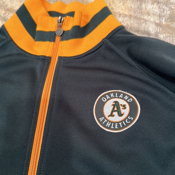 Nike Oakland Athletics A’s women’s track jacket - Picture 2 of 7